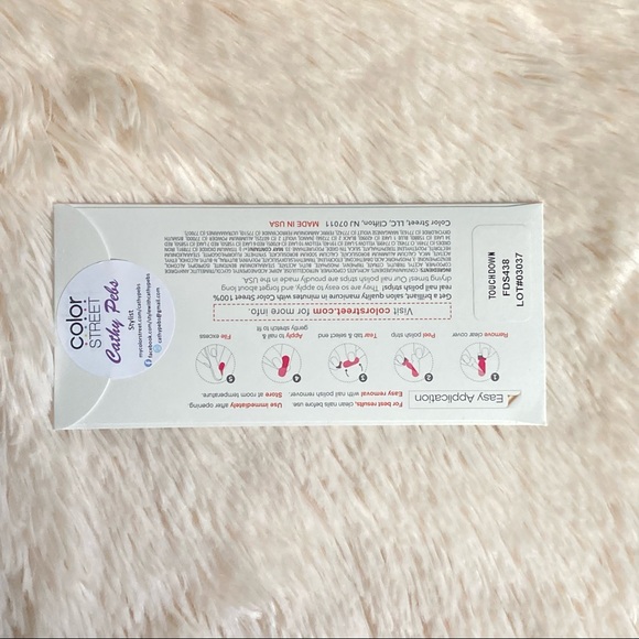 Color Street Touchdown Football Nail Strips NWT - Picture 4 of 5